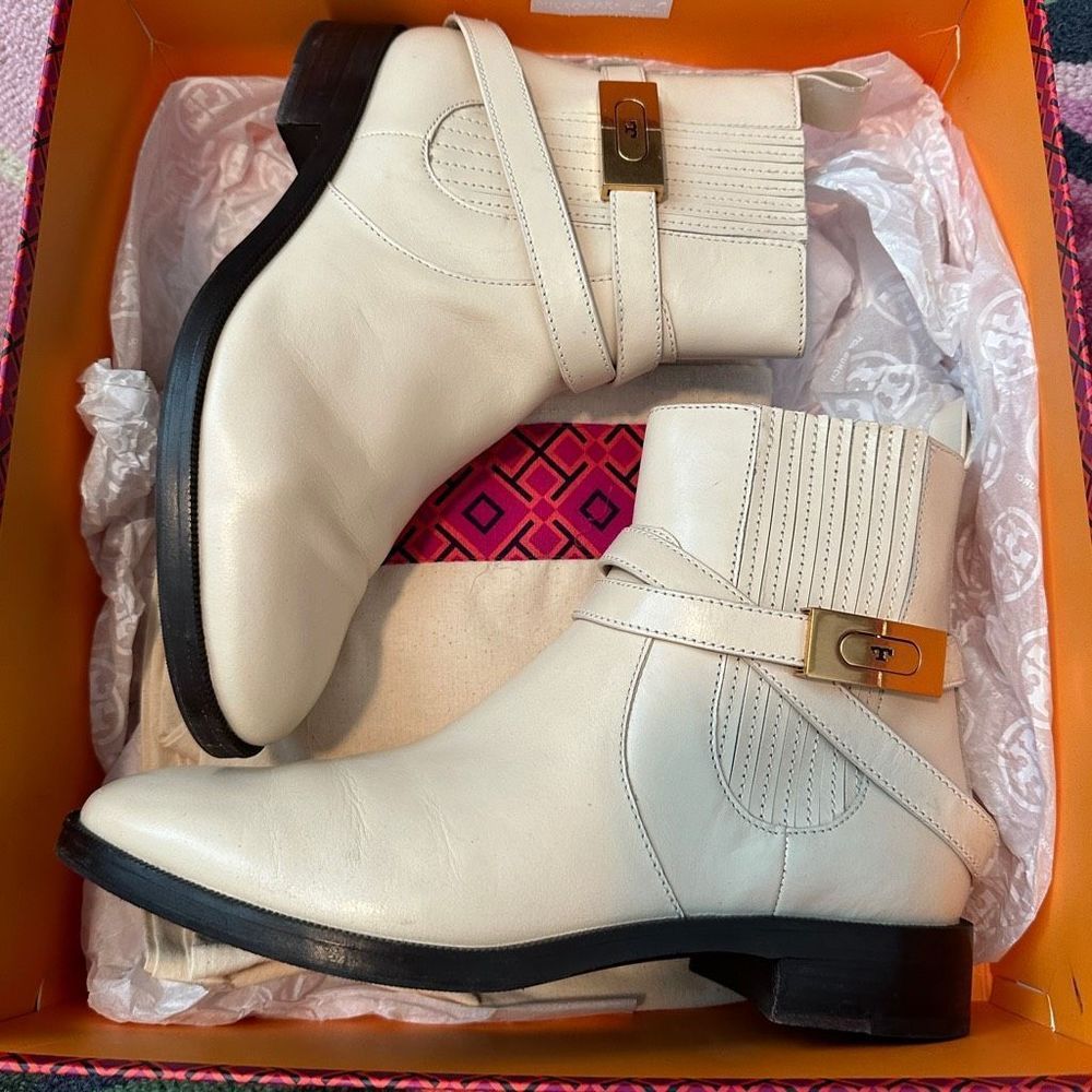 873. Tory Burch Chelsea bootie